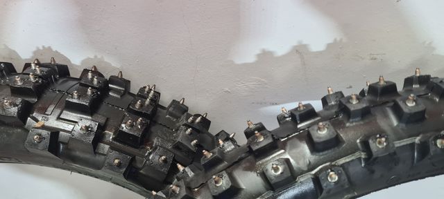 Neumaticos enduro/cross