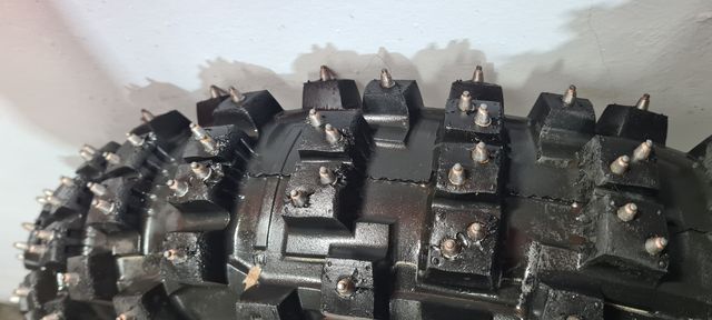 Neumaticos enduro/cross