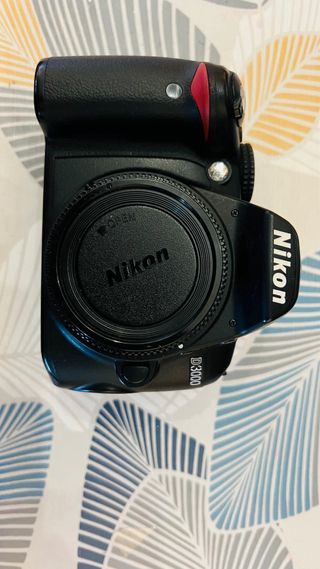 Nikon D3000