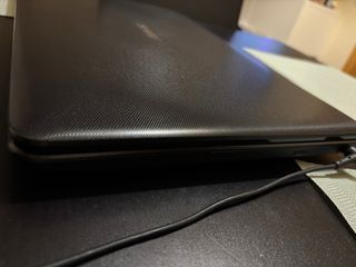 ASUS F 751 S Pantalla 17”