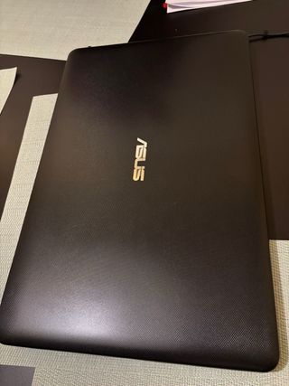 ASUS F 751 S Pantalla 17”