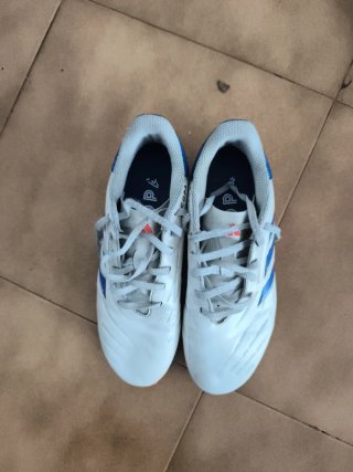 Botas futbol niño