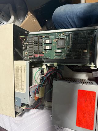 Ordenador retro fujitsu S200