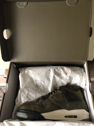Air Jordan 4