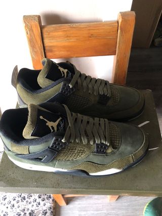 Air Jordan 4