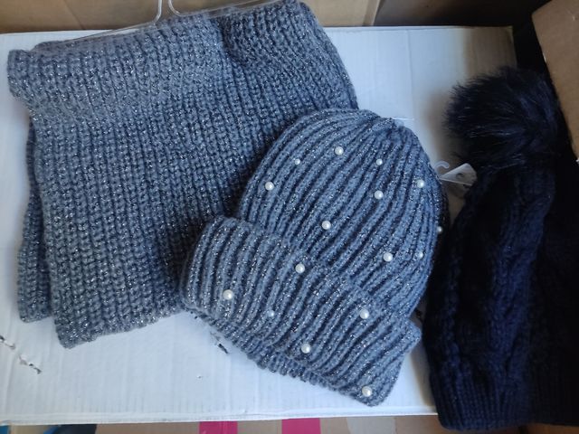 Gorro y bufanda