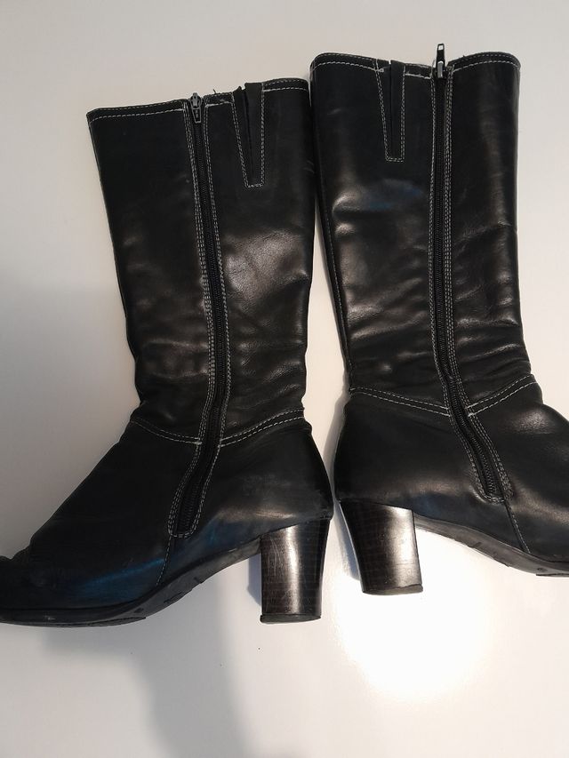 Botas de piel