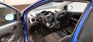Mazda 2 active+ 1.3 gasolina 86cv 3p 2009