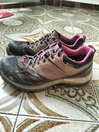 Zapatillas montaña mujer Quechua 
