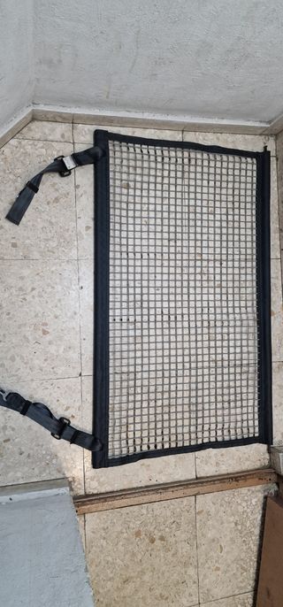 Separador maletero