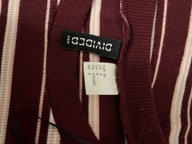 Vestito a righe estivo a maniche corte