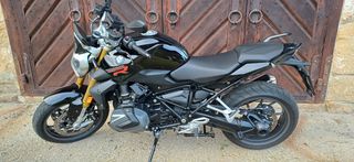 BMW R1250R