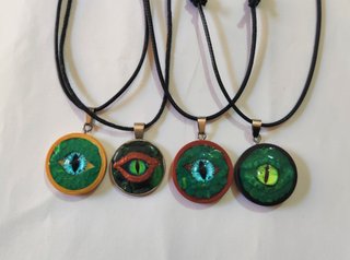 Colgantes/ Llaveros artesanales