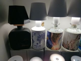 BOTTIGLIE LAMPADE E DOSATORI DI SAPONE