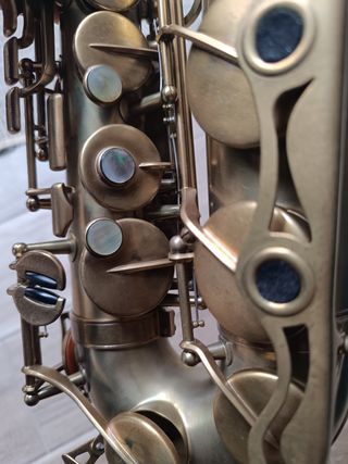 Saxo Alto Yamaha YAS-32 Logo Púrpura