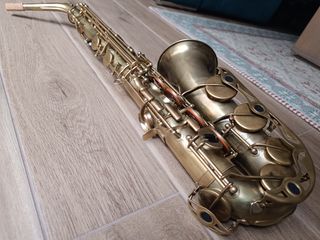 Saxo Alto Yamaha YAS-32 Logo Púrpura