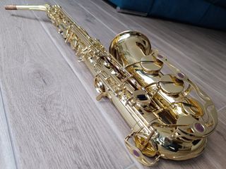 Saxo Alto Yamaha YAS-32 Logo Púrpura