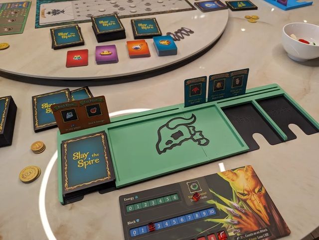 Slay the Spire: Deluxe