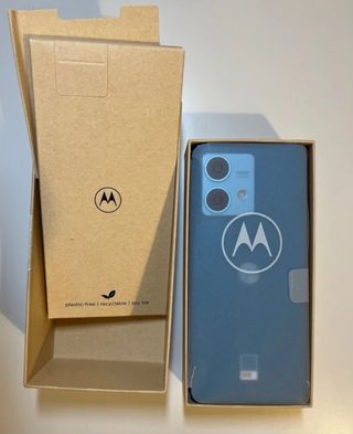 Motorola 40 Neo 256 ROM + 12 RAM