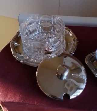 Bauletto rosso con oliera e porta formaggio