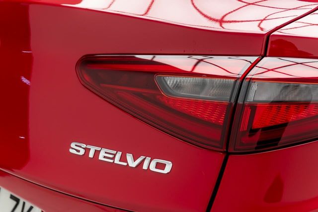Alfa Romeo Stelvio TI 2.2 D TURBO 210 CV AUTO 4WD 5P