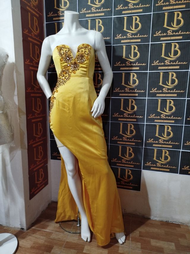 Vestido amarillo gala fiesta