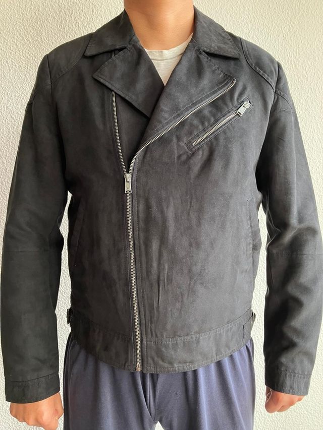 Cazadora negra MANGO "M"