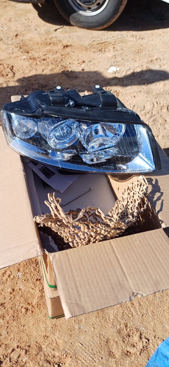 Faros audi a4 b6