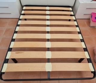 Cama(somier y colchón)