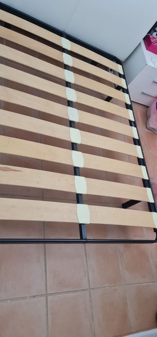 Cama(somier y colchón)