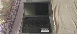 Ordenador portátil acer