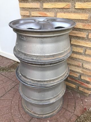 Cuatro llantas Toyota