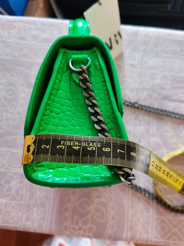 Bolso mini city verde de Zara
