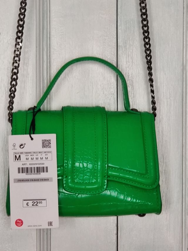 Bolso mini city verde de Zara
