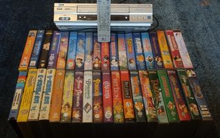 Películas Disney y reproductor VHS