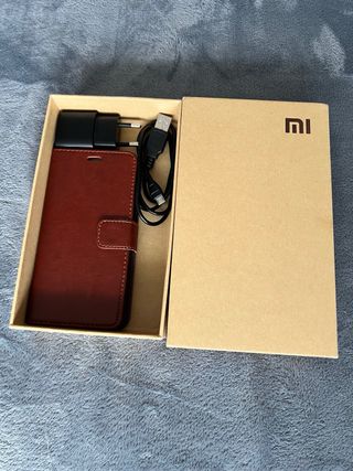 Xiaomi MI 4 con funda