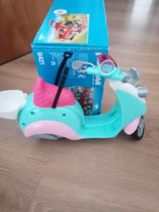 Vespa barbie