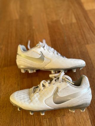 Botas de futbol niño Nike talla 34