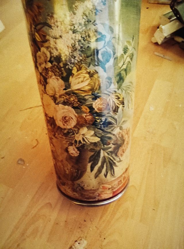 Paragüero de Hojalata