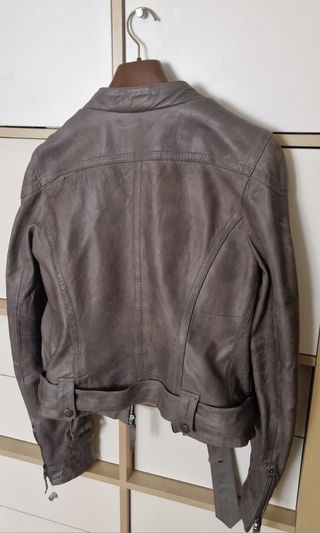 Cazadora cuero