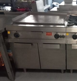 Plancha Industrial Zanussi.