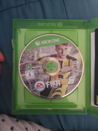 Juego Xbox One FIFA 17 EA SPORTS