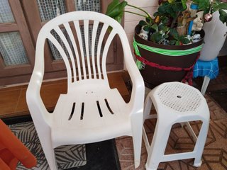 Silla de plástico