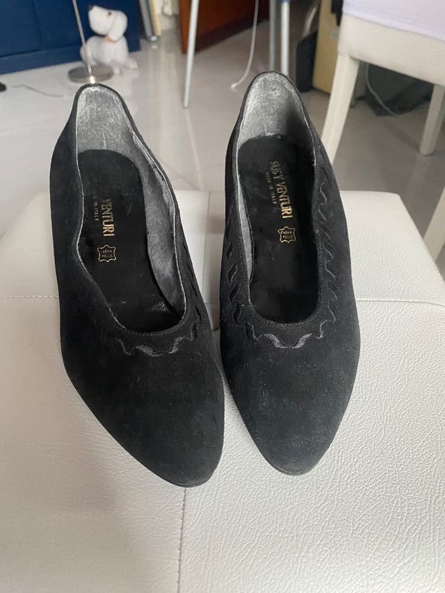 Susy Venturi scarpe tacco basso eleganti nero 41