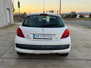 Peugeot 207 1.6 HDI 90 CV