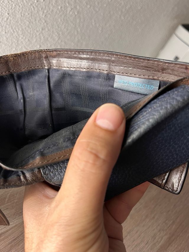 Portafoglio uomo “Piquadro”