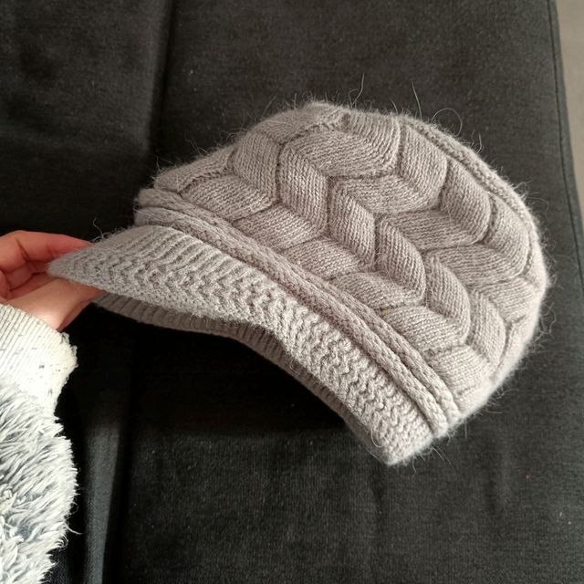 Gorro con visera para el frío ❄️