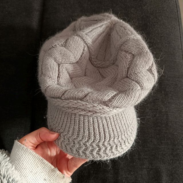 Gorro con visera para el frío ❄️