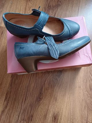 Zapatos piel.