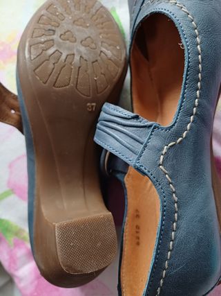 Zapatos piel.